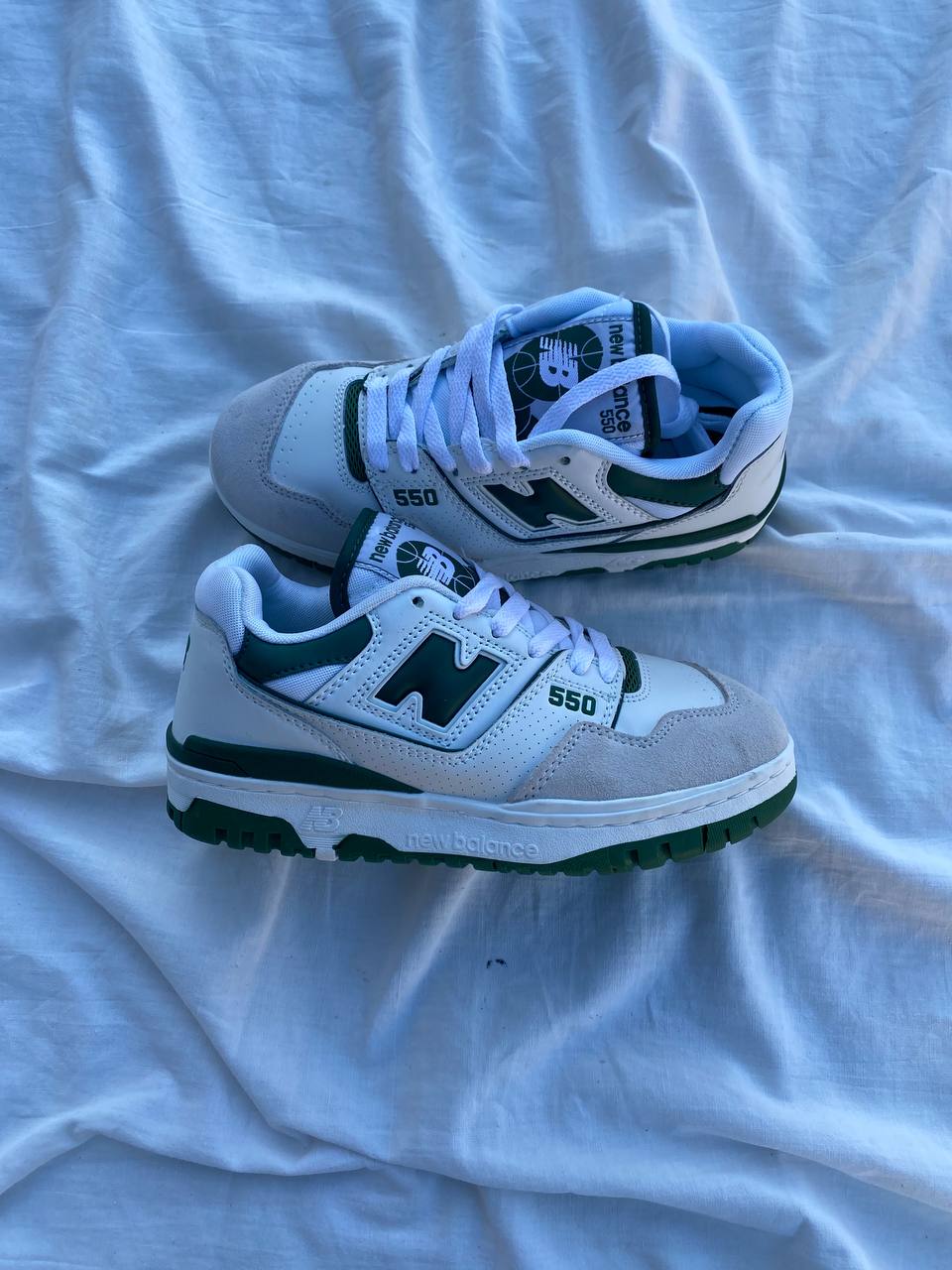 New Balance 550 Vert