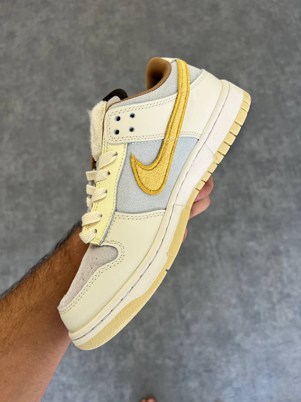 Dunk Low Rabbit