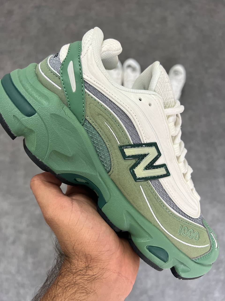 New Balance 1000 Green & White