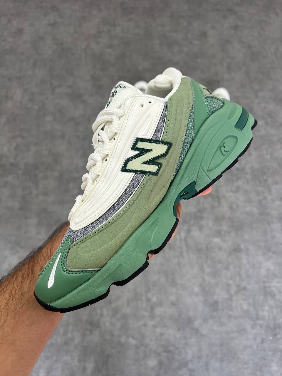 New Balance 1000 Green & White