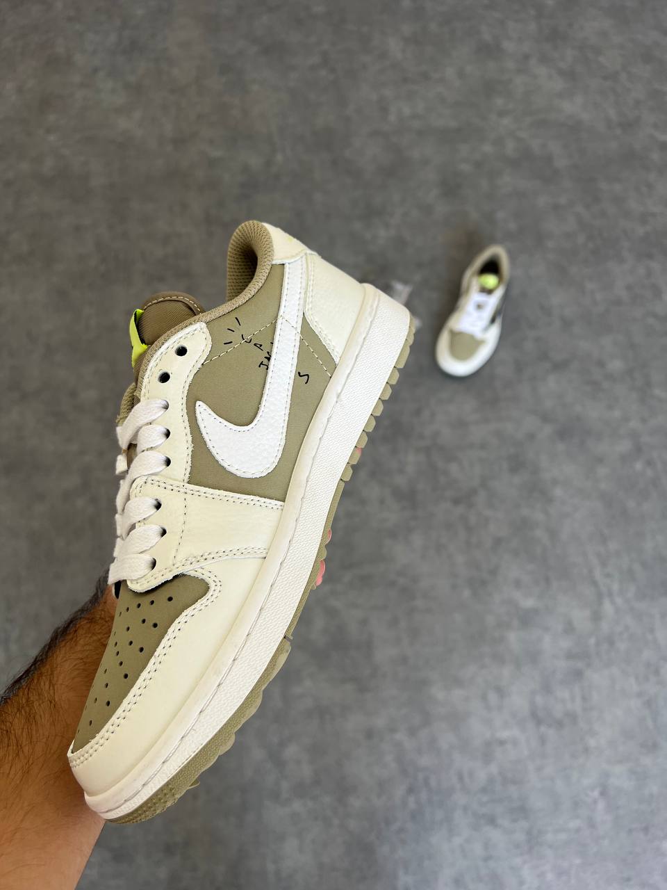 Jordan 1 x Travis Scott Golf